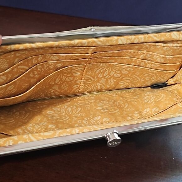 HOBO Distressed Leather Wallet - Picture 7 of 8